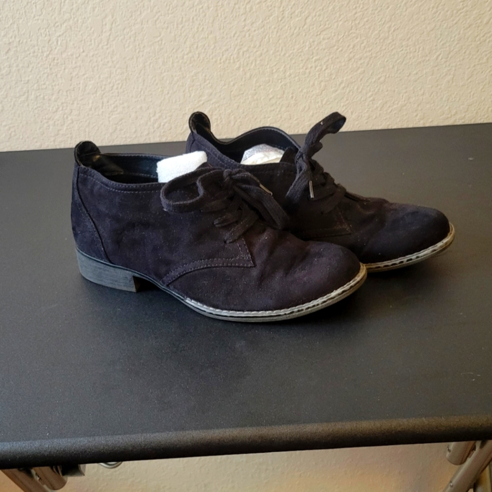 black ankle boots